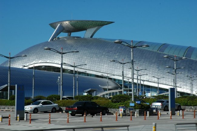 صورعن مطار أنتشون الدولي Incheon_airport1