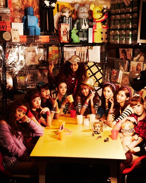 [صور] الألبوم الثاني لفرقة Girls’ Generation 20100128_snsdalbumscan1